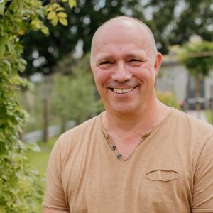 André Bikhoff